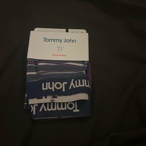 NWT men’s size M 2 pack Tommy John boxer briefs.